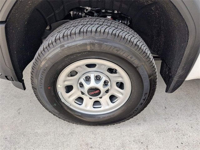 2025 GMC Sierra 2500 HD Pro