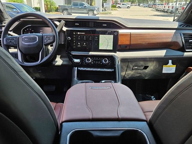 2026 GMC Sierra 3500 HD Denali Ultimate DRW