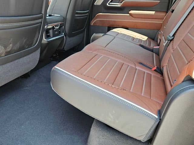2026 GMC Sierra 3500 HD Denali Ultimate DRW
