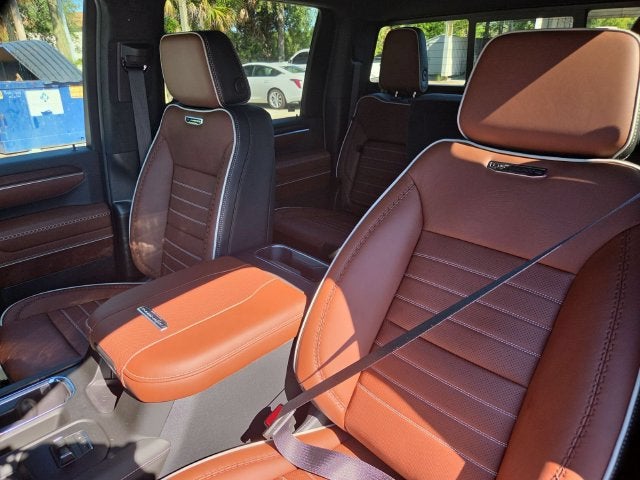 2026 GMC Sierra 3500 HD Denali Ultimate DRW