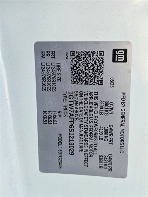 2025 GMC Savana Cargo 2500 Work Van