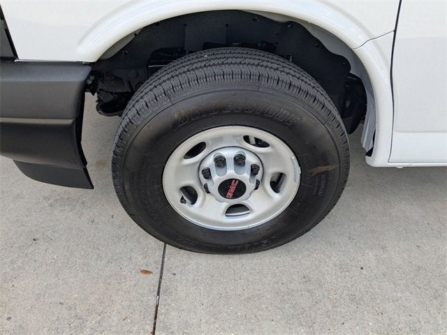 2025 GMC Savana Cargo 2500 Work Van