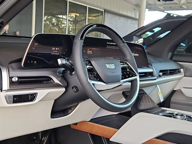 2027 Cadillac VISTIQ Luxury
