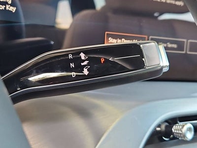 2027 Cadillac VISTIQ Luxury