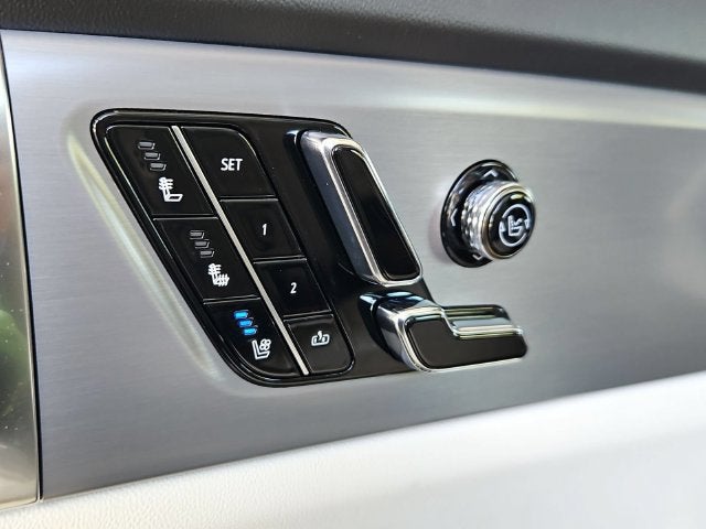 2027 Cadillac VISTIQ Sport