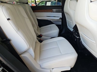2027 Cadillac VISTIQ Sport