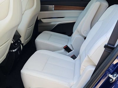 2027 Cadillac VISTIQ Sport