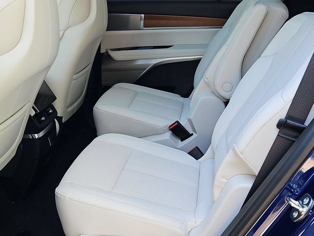 2027 Cadillac VISTIQ Sport