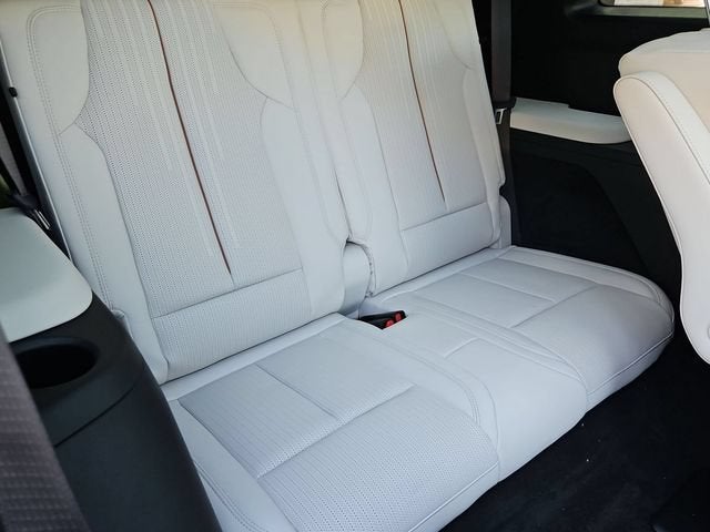 2027 Cadillac VISTIQ Sport