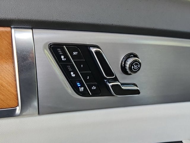 2027 Cadillac VISTIQ Sport