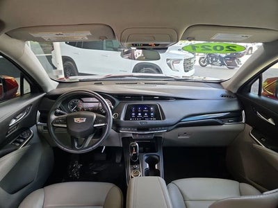 2021 Cadillac XT4 FWD Premium Luxury