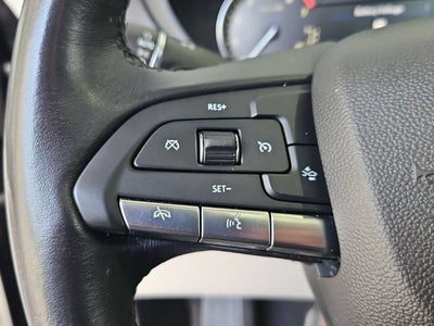 2022 Cadillac XT4 FWD Premium Luxury