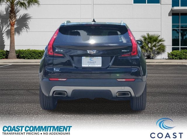 2022 Cadillac XT4 FWD Premium Luxury