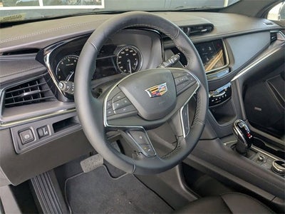 2025 Cadillac XT5 Luxury