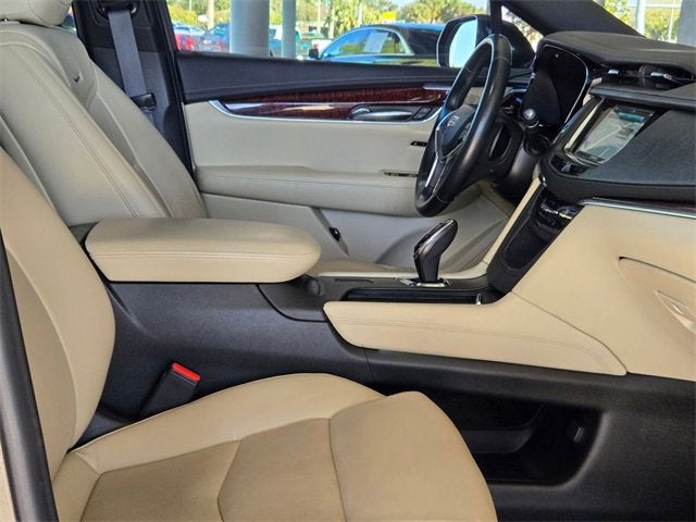 2019 Cadillac XT5 Luxury FWD