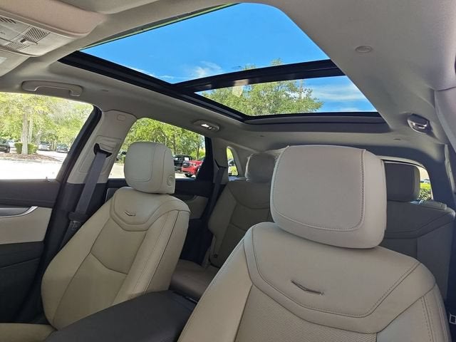 2026 Cadillac XT5 Premium Luxury