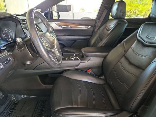 2021 Cadillac XT5 FWD Premium Luxury