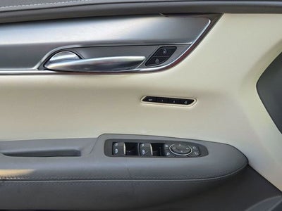 2021 Cadillac XT5 FWD Premium Luxury