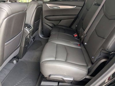 2025 Cadillac XT6 Luxury