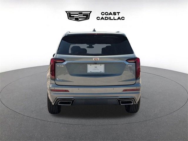 2025 Cadillac XT6 Luxury