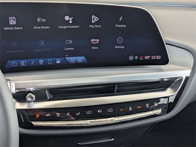 2025 Cadillac LYRIQ Luxury 1