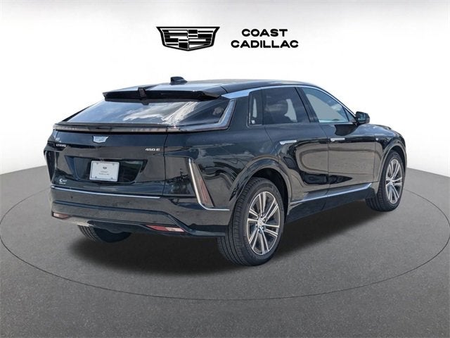 2025 Cadillac LYRIQ Luxury 1