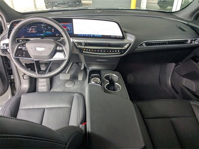 2025 Cadillac LYRIQ Luxury 1