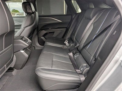 2025 Cadillac LYRIQ Luxury 1