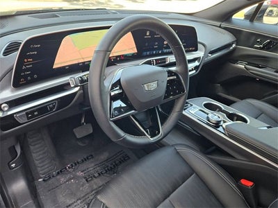 2025 Cadillac LYRIQ Luxury 1