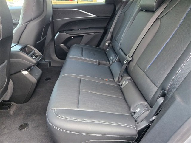 2025 Cadillac LYRIQ Luxury 1