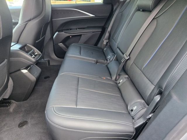 2025 Cadillac LYRIQ Luxury 1