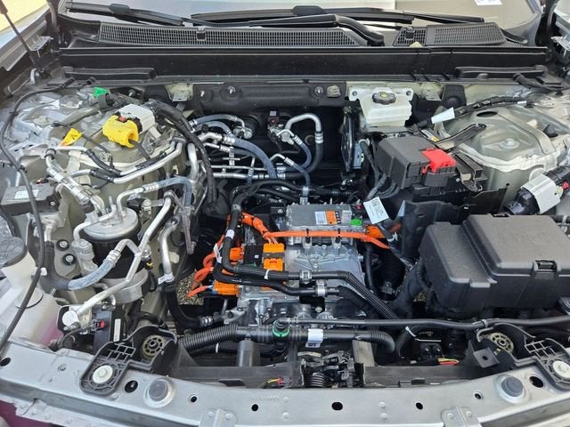 2025 Cadillac LYRIQ Luxury 1