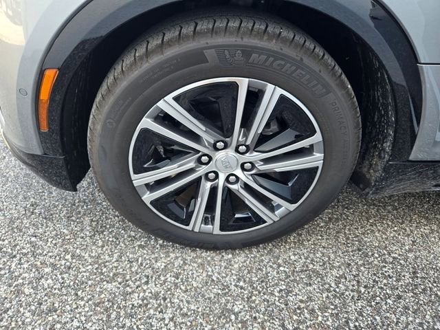 2025 Cadillac LYRIQ Luxury 1