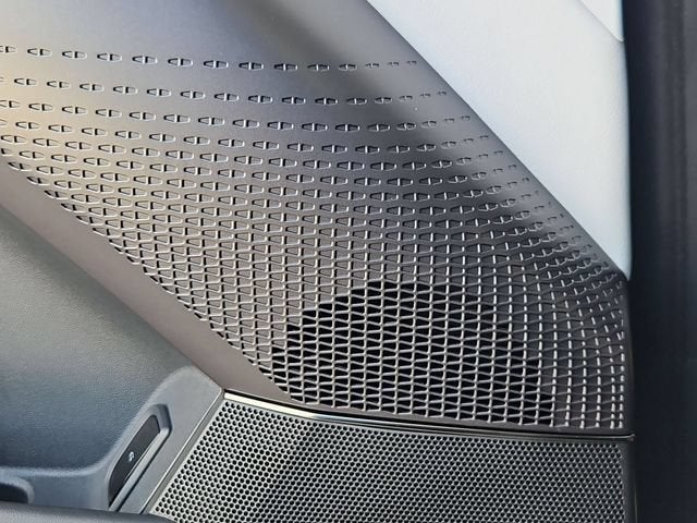 2025 Cadillac LYRIQ Sport 1
