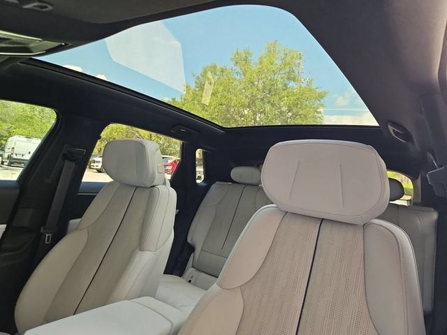 2025 Cadillac LYRIQ Sport 1