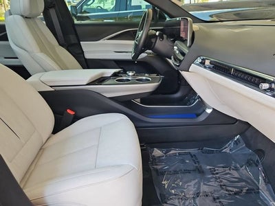 2025 Cadillac LYRIQ Sport 1
