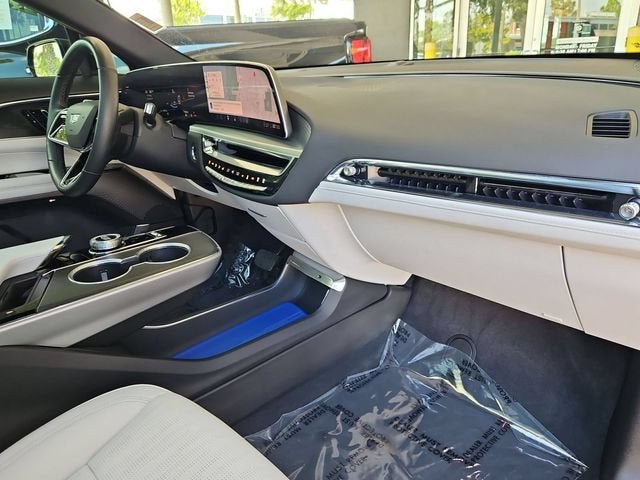 2025 Cadillac LYRIQ Sport 1