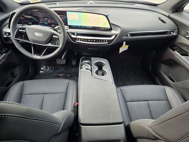 2025 Cadillac LYRIQ Sport 1