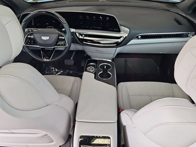 2025 Cadillac LYRIQ Sport 3