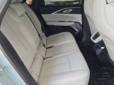 2025 Cadillac LYRIQ Sport 3