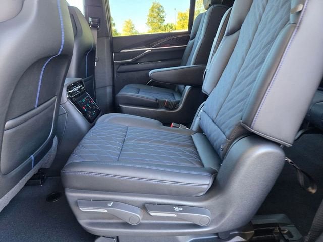 2026 Cadillac ESCALADE IQL Sport