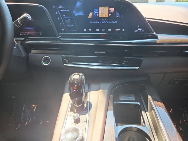 2024 Cadillac Escalade Premium Luxury Platinum
