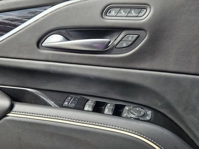 2022 Cadillac Escalade ESV Sport