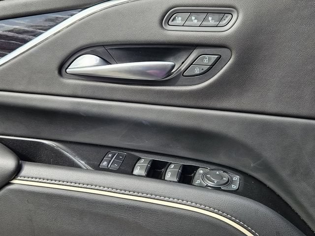 2022 Cadillac Escalade ESV Sport