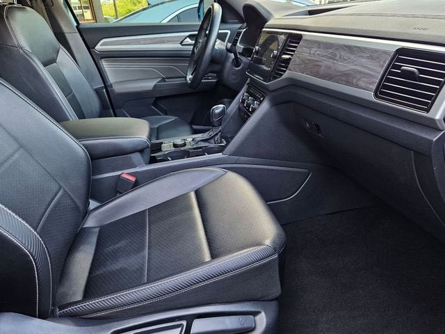 2022 Volkswagen Atlas Cross Sport 3.6L V6 SE w/Technology