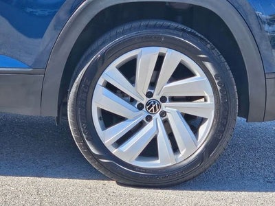 2022 Volkswagen Atlas Cross Sport 3.6L V6 SE w/Technology