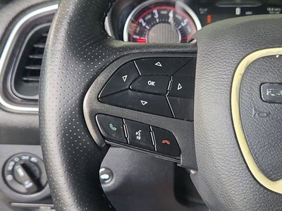 2017 Dodge Challenger 392 Hemi Scat Pack Shaker