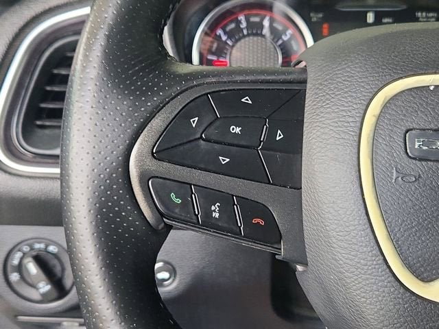 2017 Dodge Challenger 392 Hemi Scat Pack Shaker