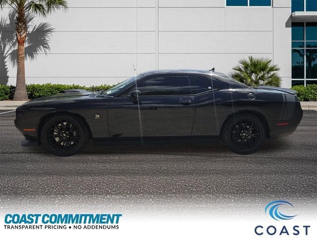 2017 Dodge Challenger 392 Hemi Scat Pack Shaker