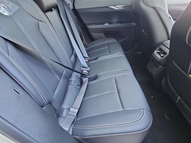 2027 Cadillac OPTIQ Luxury